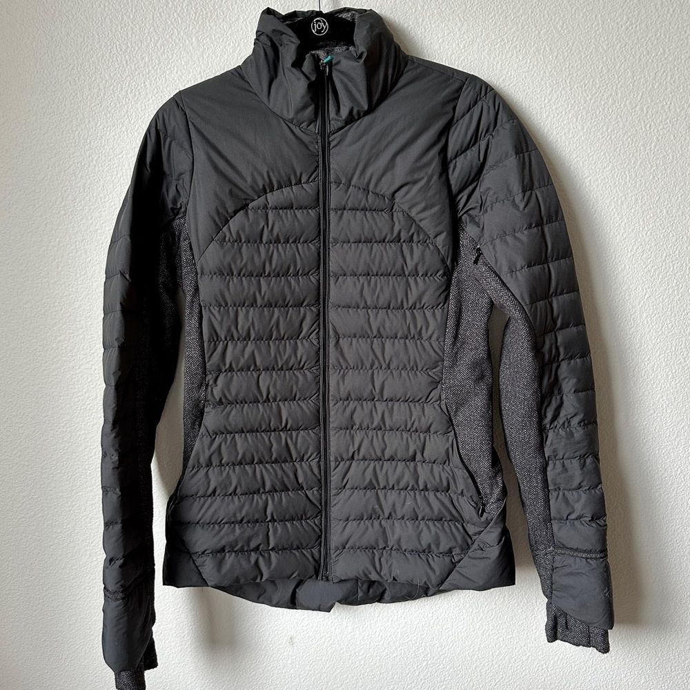 EUC lululemon fluff off jacket in grey herringbone
